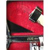 Image 2 : Elvis Presley Personal Signed Grooming Kit