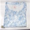 Image 1 : NEW IYLA PLUS INTERLOCKING CREW NECK TEE IN A PALM