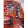 Image 3 : BLACK & DECKER 18 VOLT DRILL, CHARGER & BITS (AS IS)