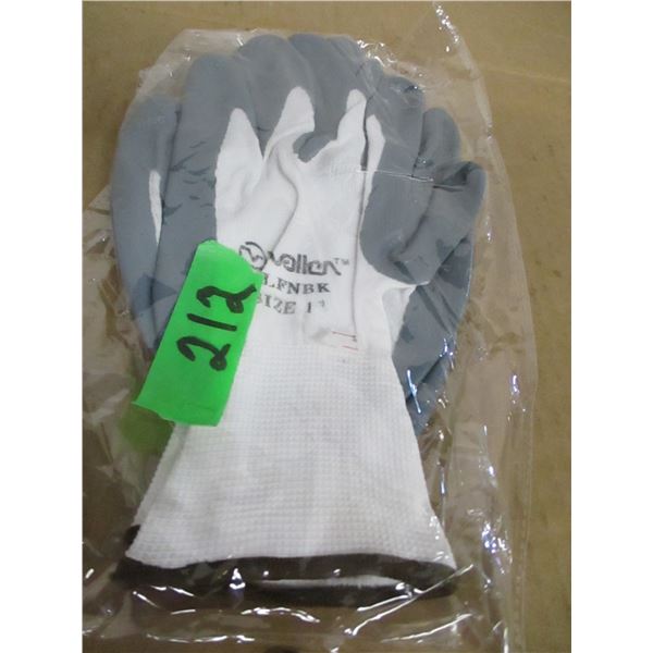 STORE CLOSE-OUT/NEW:  GREY & WHITE GRIP GLOVES (SIZE 11) - PAIR