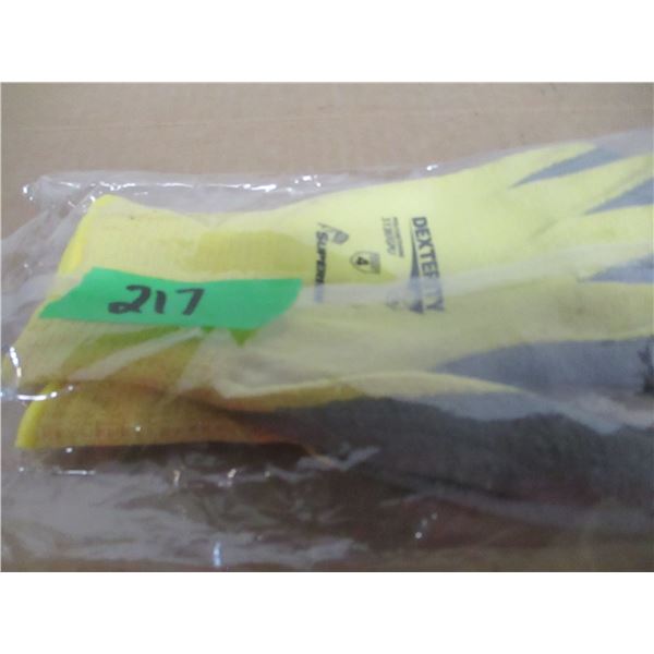 STORE CLOSE-OUT/NEW:  YELLOW & GREY GLOVES (SIZE 4) - PAIR