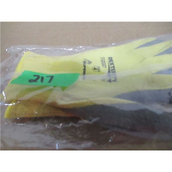 STORE CLOSE-OUT/NEW:  YELLOW & GREY GLOVES (SIZE 4) - PAIR