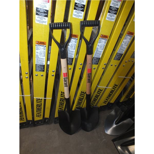 2 Spade Shovels