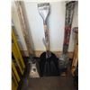 Image 1 : 3 Shovels