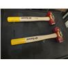 Image 1 : 2 4lbs Wooden Handle Sledge Hammers
