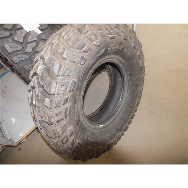 1 Mickey Thompson Baja Claw Tire