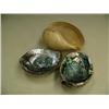 Image 1 : Lot of 3 shells, 2 abalone shells and Volute Diadema (2)