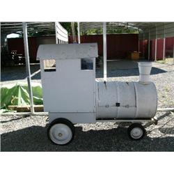Metal train shaped BBQ and miniature food service cart (2)