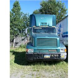 1989 International tractor with air sets, Fuller road ranger 9 speed transmission, model 8300, 6x4, 