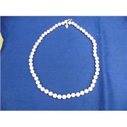 Cultured pearl necklace, 14K yellow gold clasp, pearls: spherical, 6.50mmx7.50mm, luster - very good