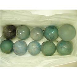 CHOICE on 3 lots of 10 glass floats (2)