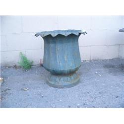17" cast iron planter (1)