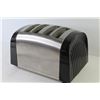 Image 4 : Cuisinart Toaster (2 slices do not work)