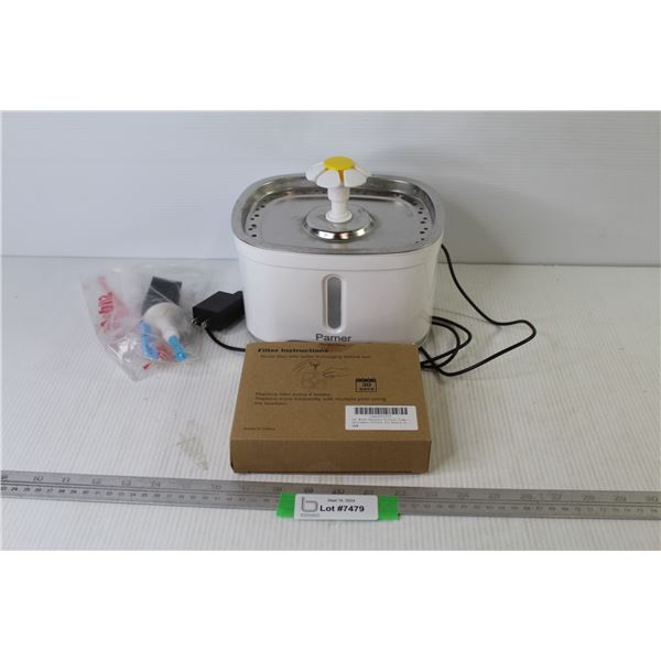 Palmer - Cat Water Fountain w/Filters & Cleaning Brushes
