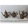 Image 1 : (3) Silver Plated Teapots