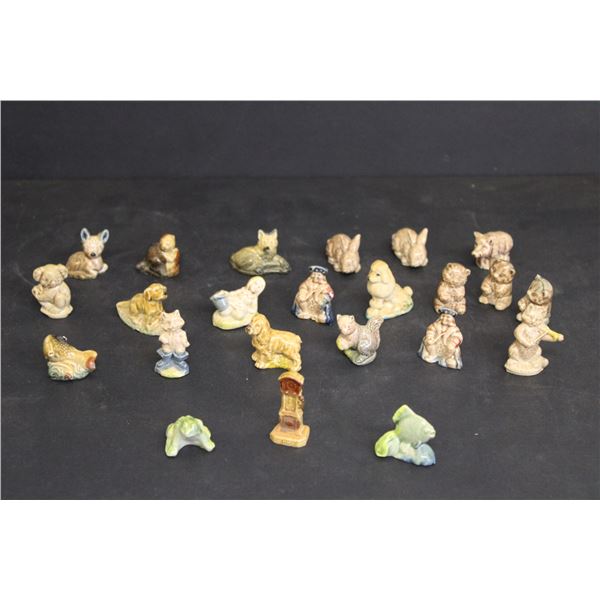 (22) Red Rose Tea Figurines