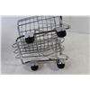 Image 2 : Retractable Phone Cord Line - Tiny Metal Shopping Cart