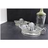 Image 3 : (2) Glass Juicers & Vintage Food Chopping Device