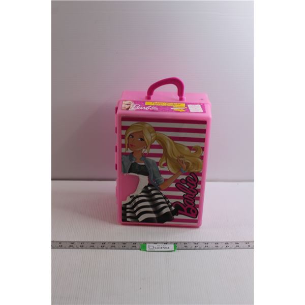 Barbie "Fashion Wardrobe" Carry Case (Holds 8 Dolls) w/ (4) Dolls