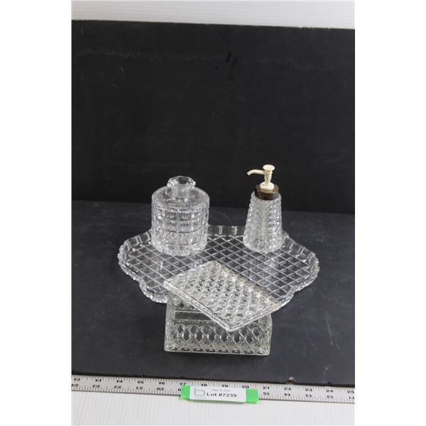 (6 pc) Cut Glass Vanity Set