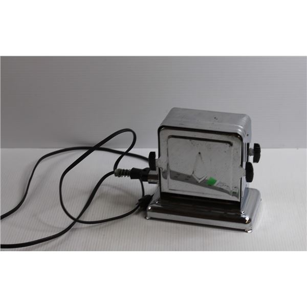 Vintage Standard Appliance Toaster (Working)