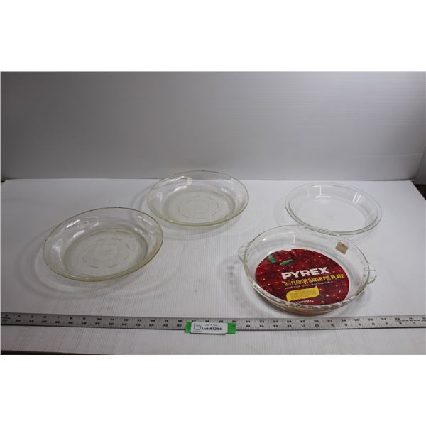 (4) Vintage Pie Plates - Glasbake & Pyrex