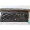 Image 2 : (2) Logitech Wireless Key Boards