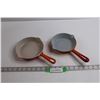 Image 1 : (2) Enameled Cast Iron Pans (Le Creuset France, Japan) - 6" & 6.5"
