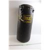Image 1 : Everlast Heavy Bag w/Hanging Hardware as See In Pictures (32")