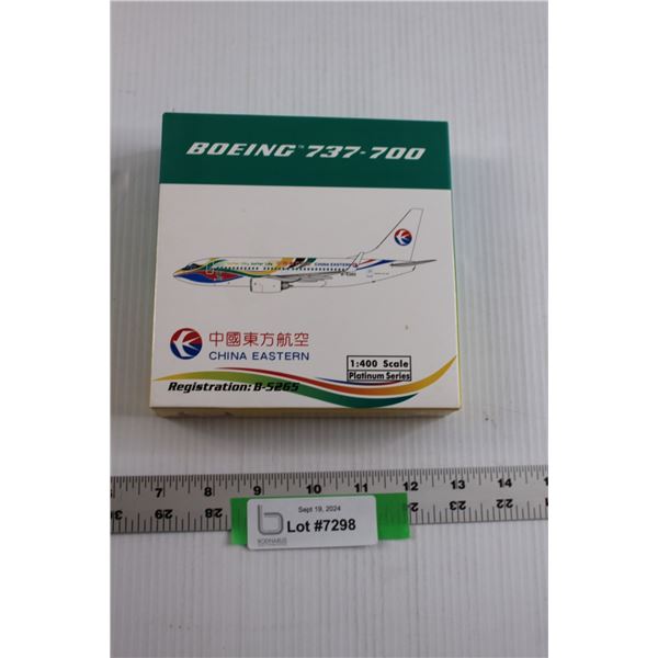 Boeing 737-700 China Eastern Diecast Airplane Model - 1:400 scale