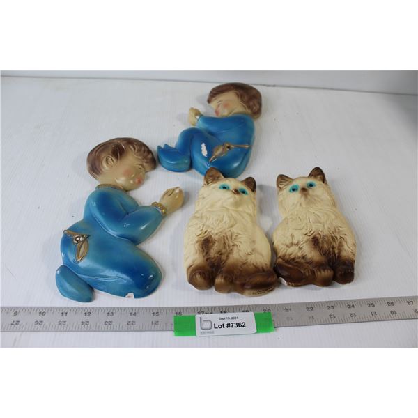(2) Cat Chalkware Decorations, (2) Baby Chalkware Decorations