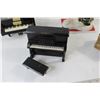 Image 3 : Piano Music Box Jewelry Case, Piano Music Box, Accordion Piggy Bank, Violin Air Freshener