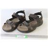 Image 1 : Dexter Sandals (size 9 12)