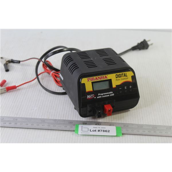 Piranha Digital Peak Charger (powers on)