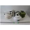 Image 1 : (3) Enamel Kettles, Coffee Pot
