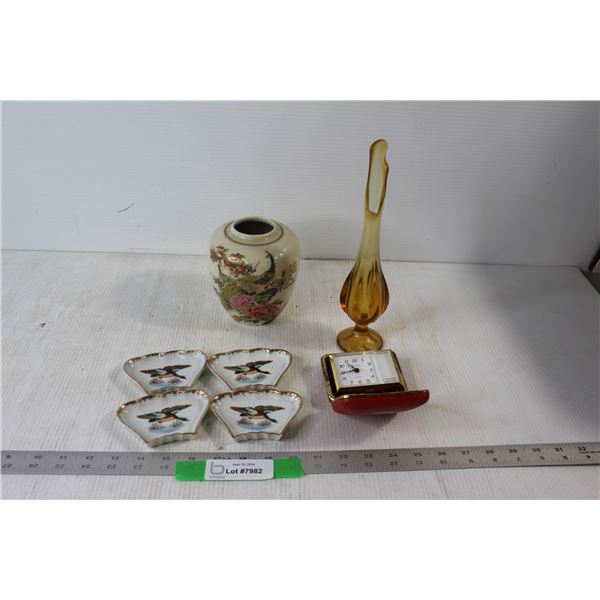 Amber Glass Vase, Japan Peacock Pottery Vase, (4) Clamshell Shaped Porcelain Tray, Clock - Untested