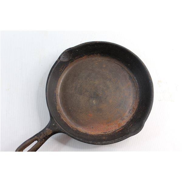 Cast Iron Pan 10'' - Some Rust