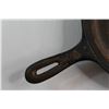 Image 2 : Cast Iron Pan 10'' - Some Rust
