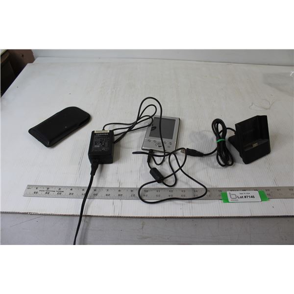 Toshiba Pocket PC With Cables - Tested Works