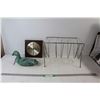 Image 1 : Dish Drying Rack, Wooden Duck Decoration, Clock - Untested