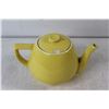 Image 7 : (3) Teapots