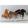 Image 1 : (3) Toy/Model Horses