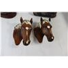 Image 2 : (2) Ceramic Horse Head Decorations, (2) Cowboys on Horses Decorations