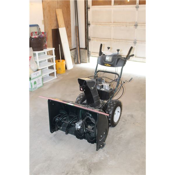 *Yardwork's Extreme Auger 8.5HP Tecumseh 27" W Snowblower - Runs, Electric Start, Self-Propelled, Li