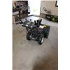 Image 6 : *Yardwork's Extreme Auger 8.5HP Tecumseh 27" W Snowblower - Runs, Electric Start, Self-Propelled, Li