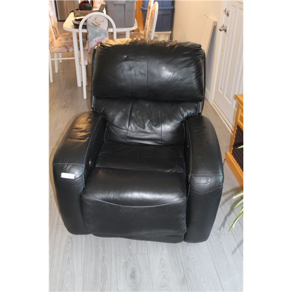 *Electric Reclining Chair - Works, Small Blemishes