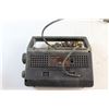 Image 7 : Realistic AM/FM Radio Receiver - Untested