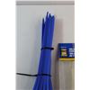 Image 7 : (1) Power Fist 100pc 1/4'' x 9 -1/2'' Cable Ties Pack, (2) 100pc 9-1/2'' Reusable Cable Ties Packs a