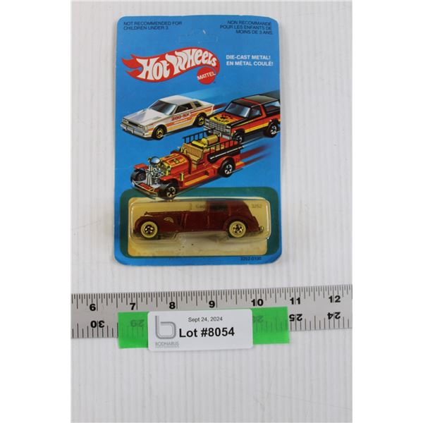 Mattel Hot Wheels Blackwall '35 Classic Caddy No. - Damaged Un-Punched Card, Blister Yellowed - Circ