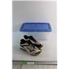Image 1 : New Pair ''Mirzuno Wave Lightning Z3'' Valleyball Shoes - Size 9 1/2 and Clear Tote